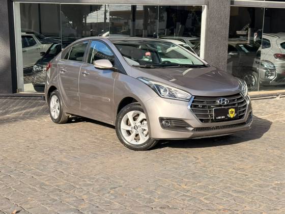 HYUNDAI HB20S 1.6 PREMIUM 16V FLEX 4P AUTOMÁTICO